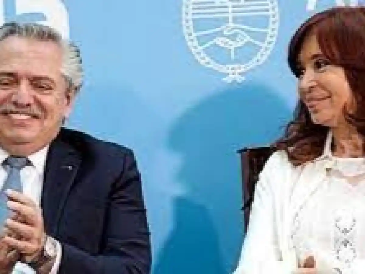Cristina Kirchner llamó a Alberto Fernández para interiorizarse sobre su estado de salud