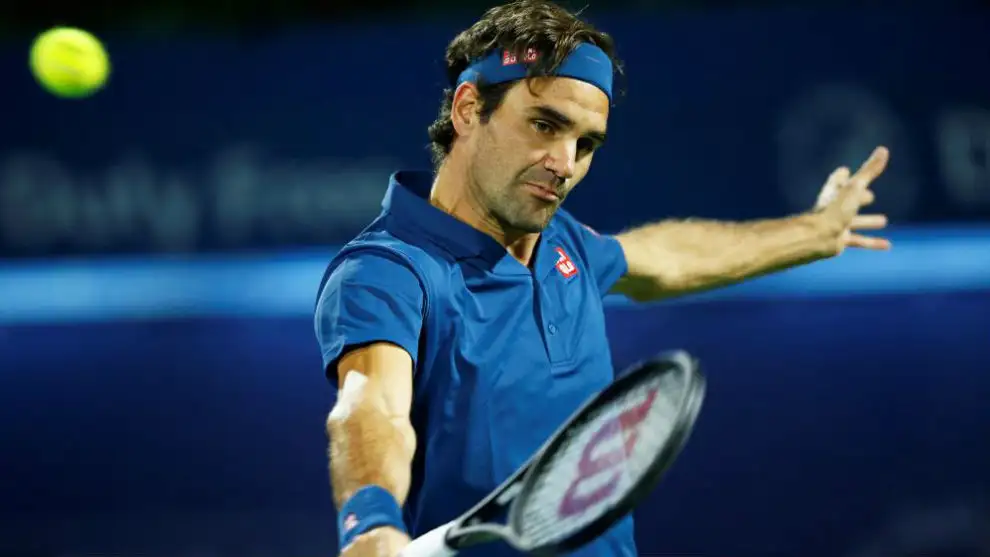 Federer volvió con un triunfo 