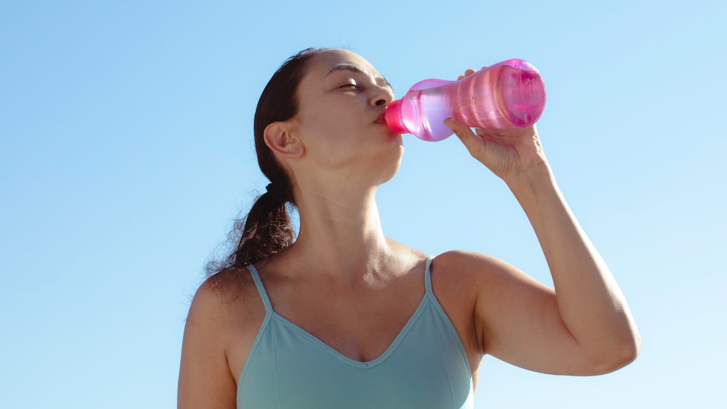 El aumento de las temperaturas en países como México obliga a tomar precauciones al practicar ejercicio al aire libre para evitar riesgos en la salud/ DeporteGlam