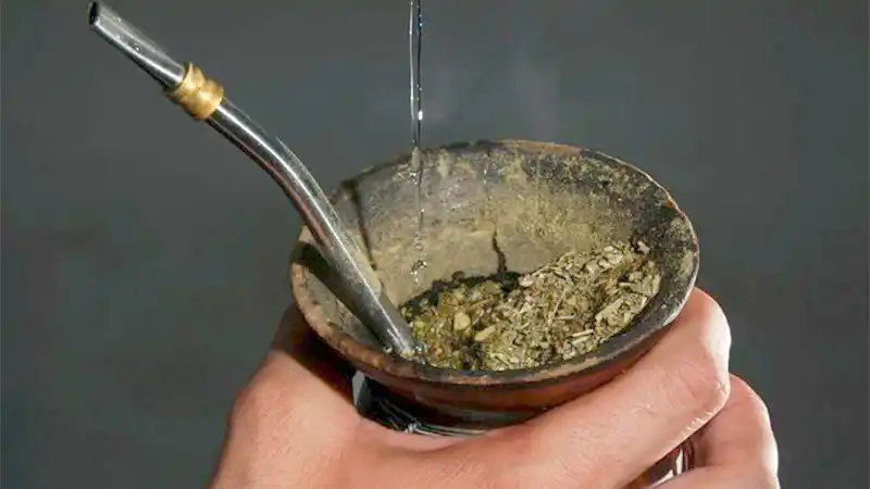 La ciencia confirmó que tomar mate hace felices a las personas