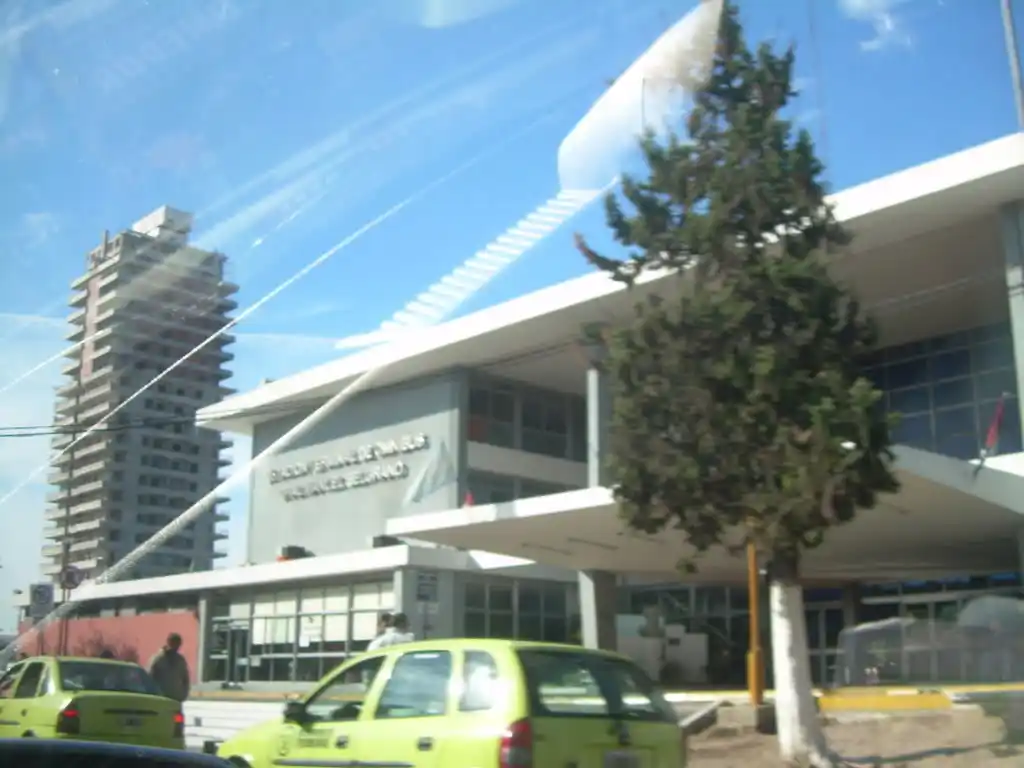 Evalúan cómo mejorar la terminal de ómnibus antes de licitar otra concesión