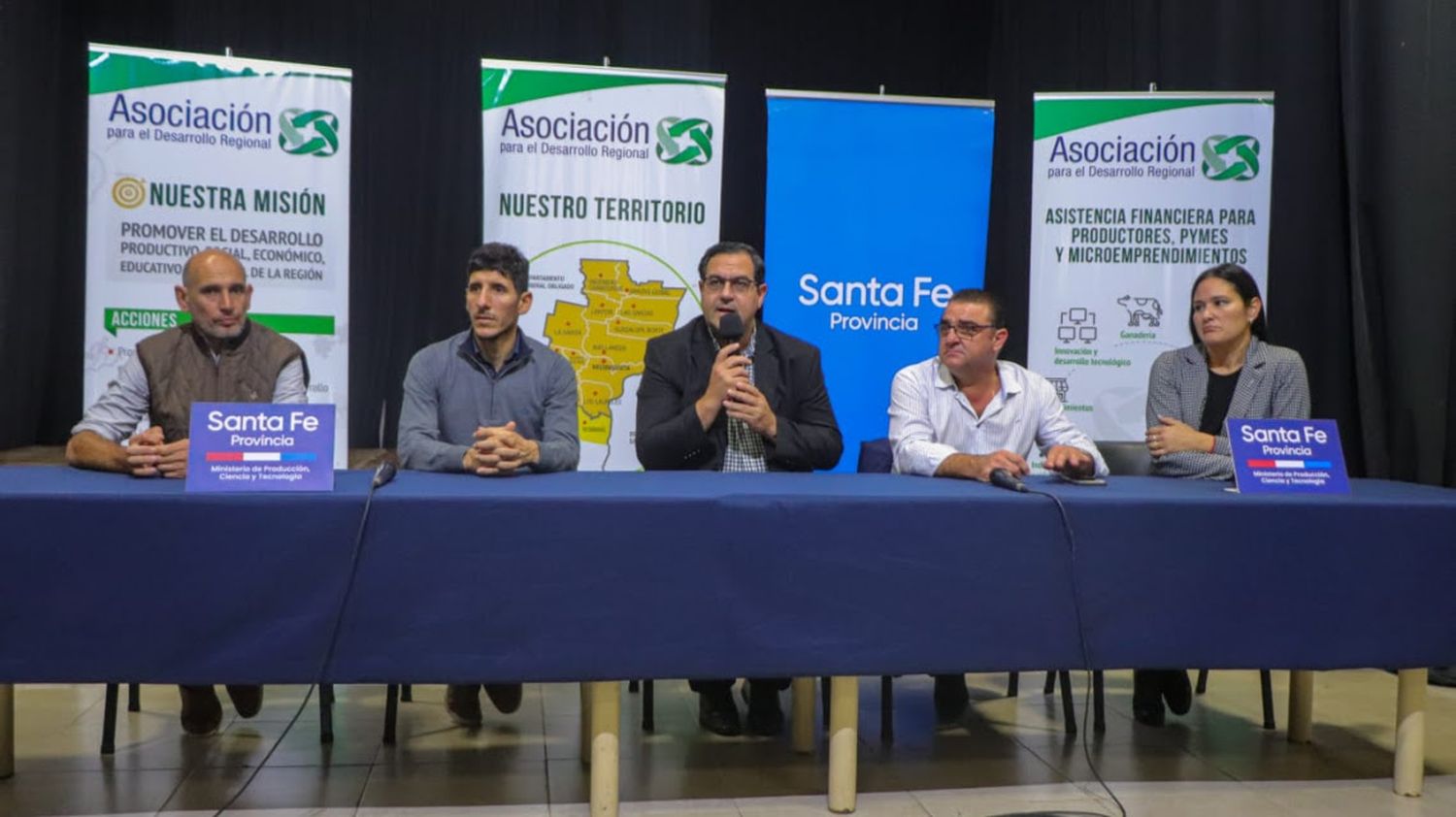 La provincia continúa asistiendo a los productores afectados por la sequía