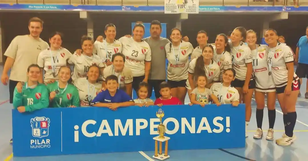 Muñiz ganó por partida doble en la Copa “Municipalidad de Pilar” de Handball