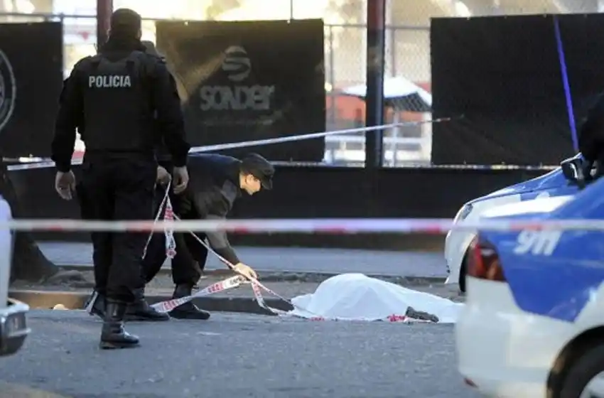 Condenaron a 18 y 19 años de prisión a los asesinos del ex líder de la barra de Newell’s