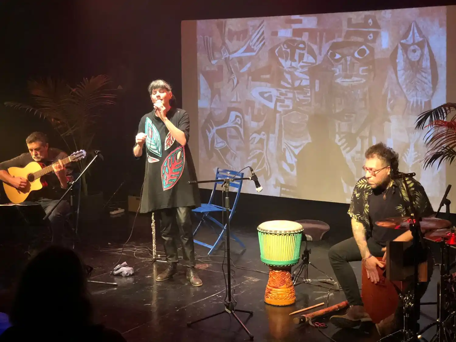 Aleatoria Dúo junto a Claudio Abraham, en percusión.