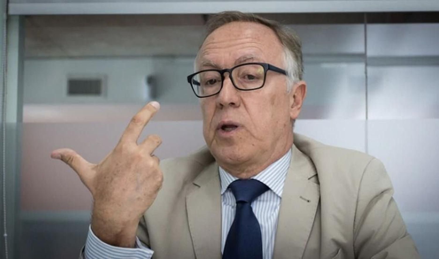 Referente económico de Alberto Fernández aclaró que no planean reestructurar la deuda