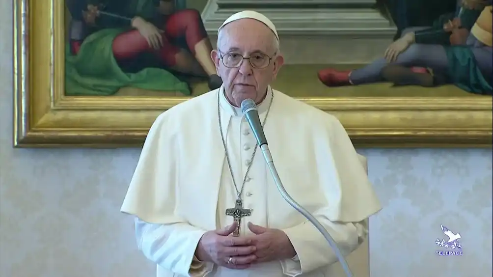 Confirman un primer caso de coronavirus entre los colaboradores del papa Francisco