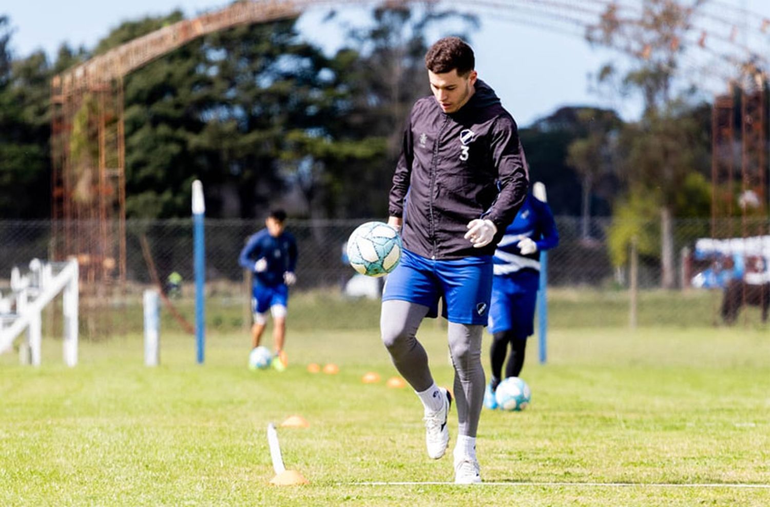 Hora de volver: Alvarado entrenó en la Villa Deportiva