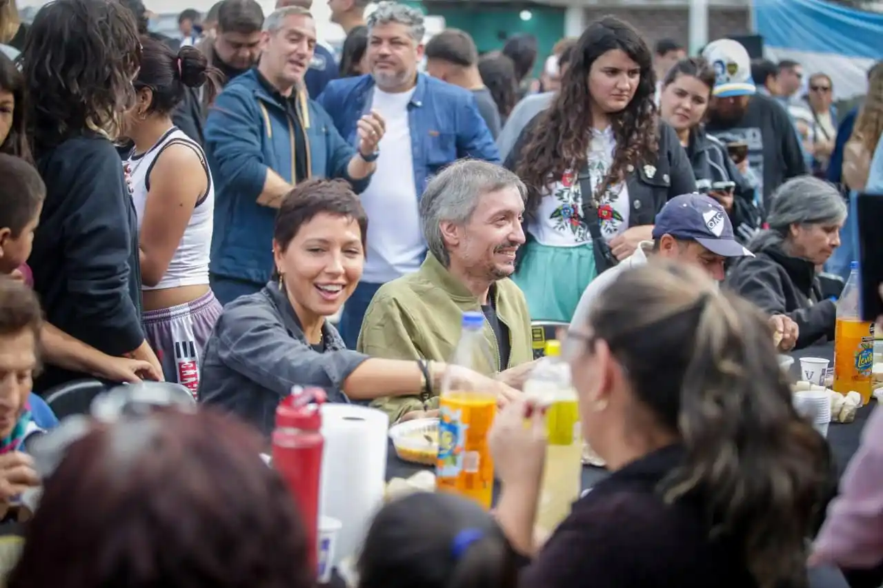 Obras, locro y pasacalles: Máximo y Mayra Mendoza festejaron el Día del Trabajador en Quilmes y sin nombrar a Kicillof