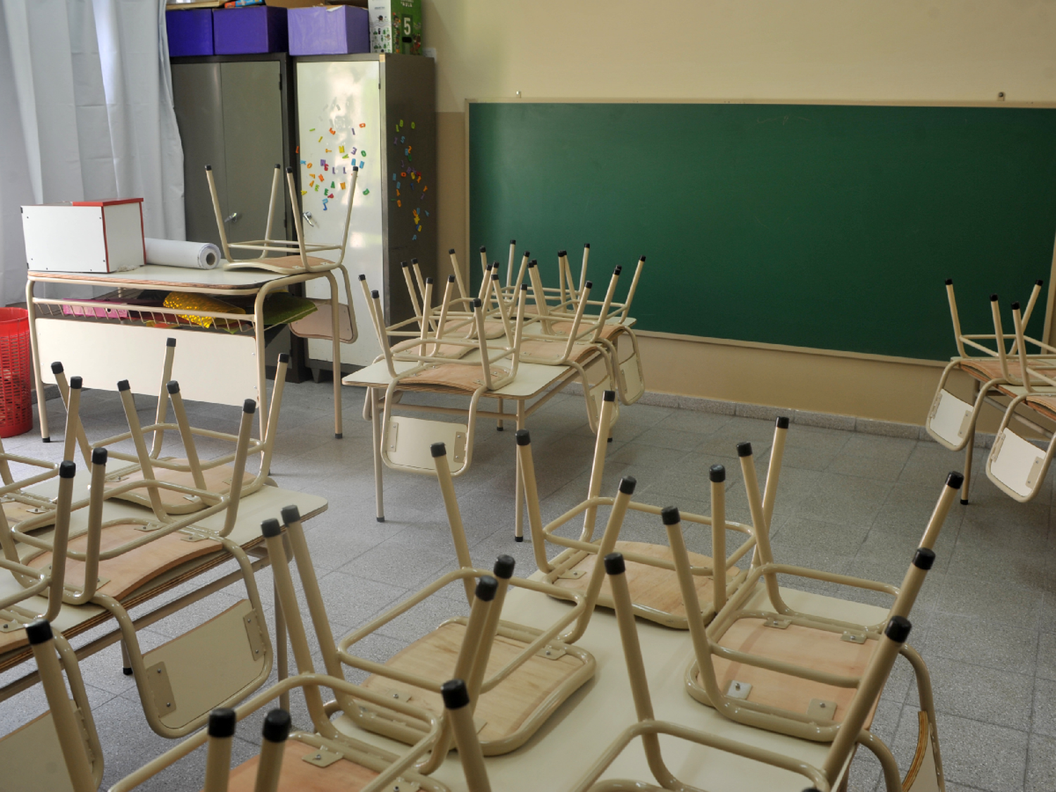 Docentes nacionales anunciaron paro para el 24 de octubre