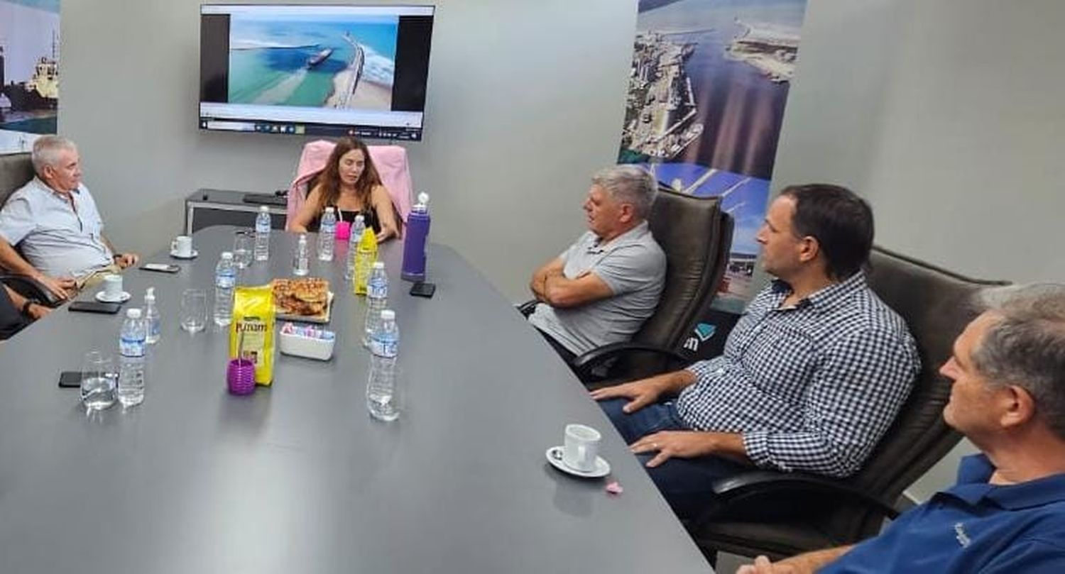 Reunión del Consorcio y la Caproq