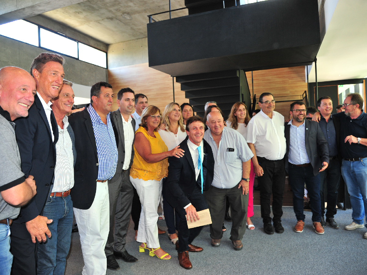 Acueducto: intendentes celebran la obra 