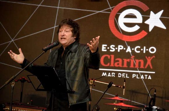 Milei en Espacio Clarín: el modelo actual «conduce a la pobreza»
