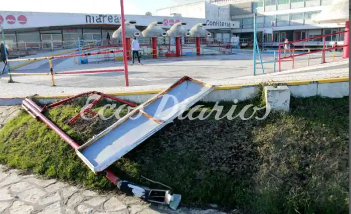 Pista de patinaje: abandonada y destruida por donde se mire -FOTOGALERÍA-