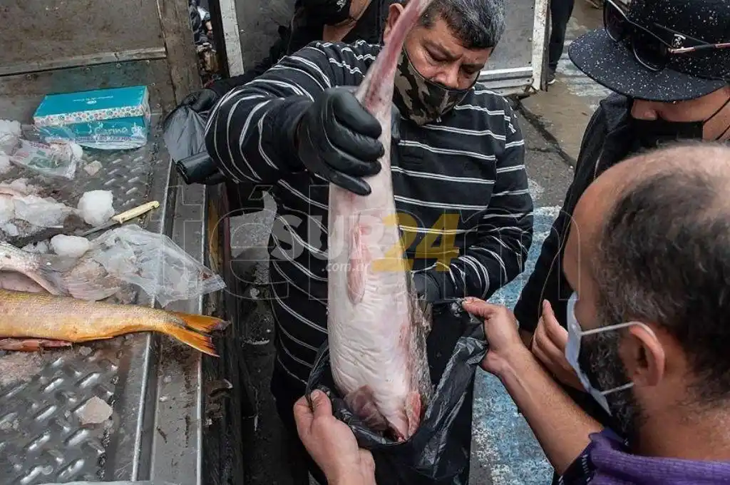“Pescadazo” frente al Congreso para visibilizar la crisis del sector