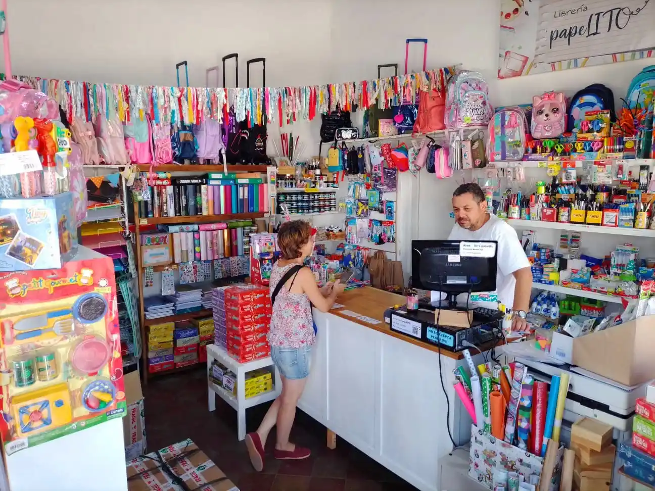 La atención al público la realizan los propios dueños del comercio.