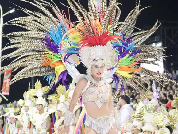 Concordia vibró al ritmo de la segunda noche de Carnaval 2025