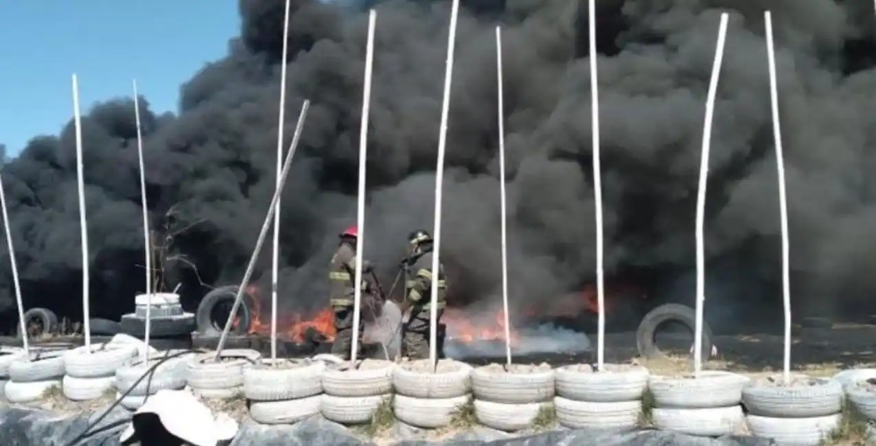 Paraje El Chaquito: gran incendio en una pista de karting