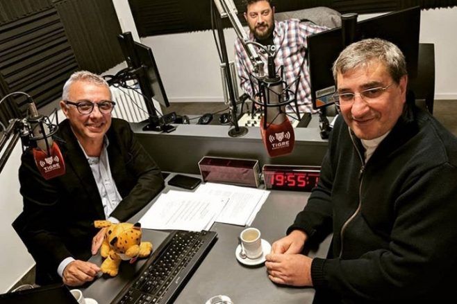 Un Intendente lanzó su propio programa de radio "para poder conocer mejor a los vecinos"