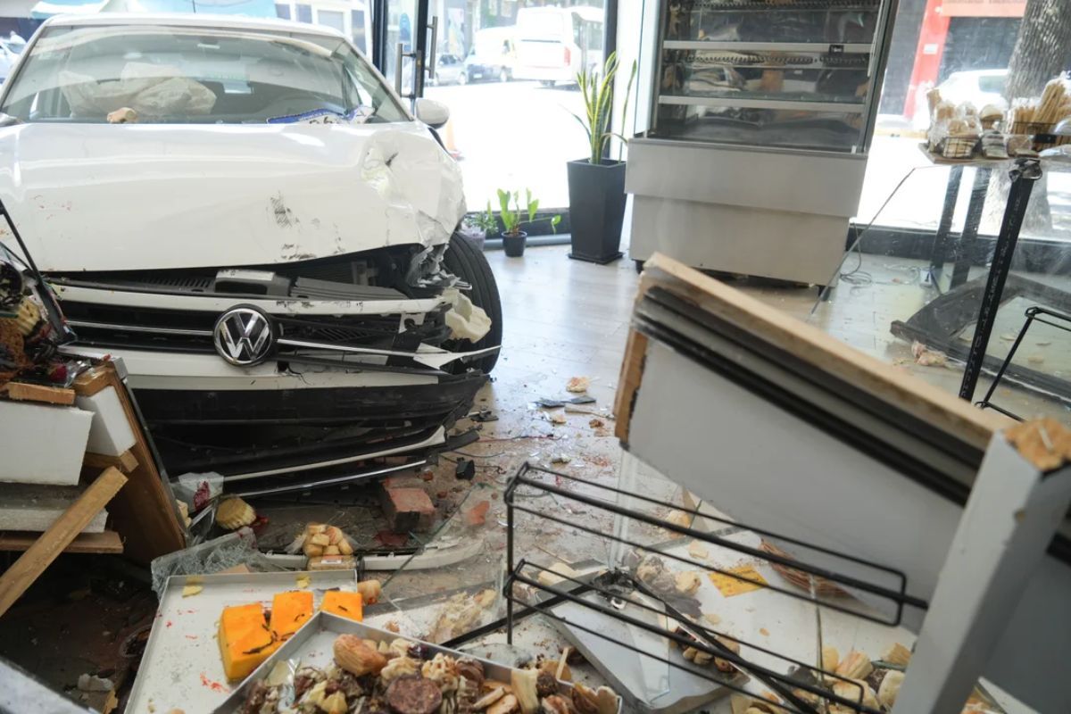 El comercio quedó totalmente destruido. Foto: Marcelo Capece