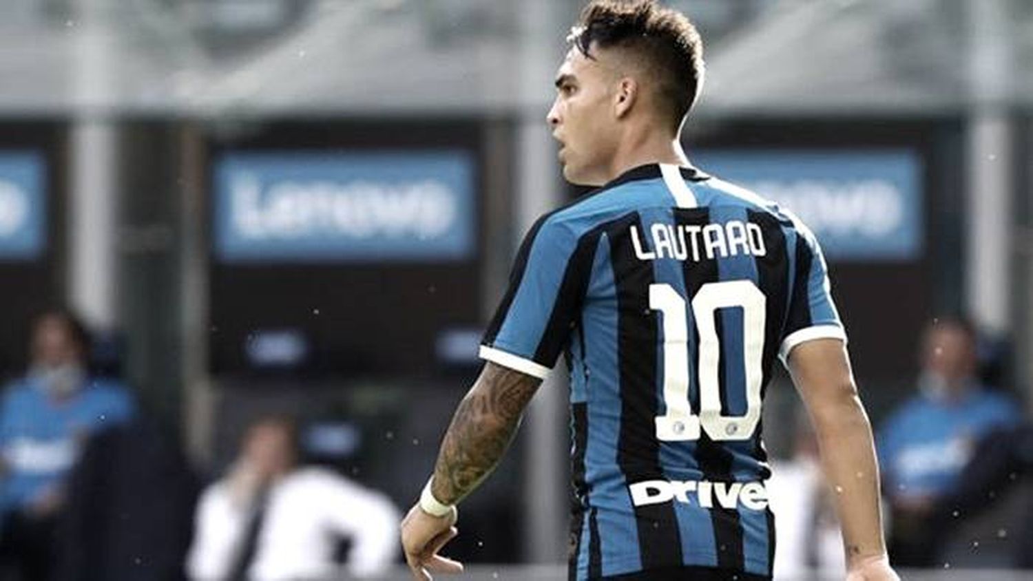 Lautaro Martínez marcó dos goles para la clasificación de Inter a la final