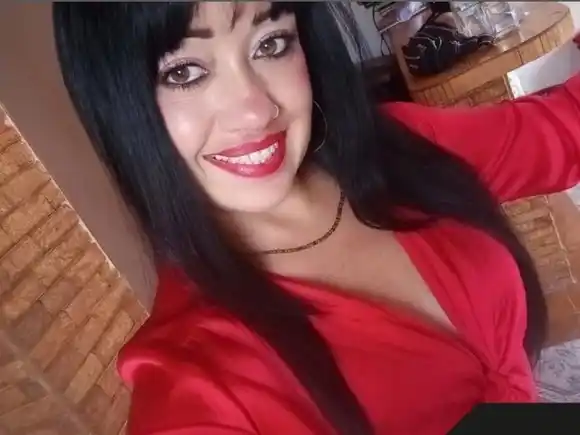 Sentencian a 10 años de cárcel a una mujer por criticar al Gobierno por WhatsApp