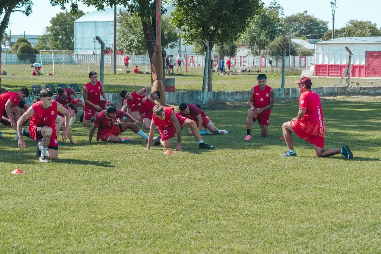 El Club 9 de Julio inició la pretemporada del plantel superior - 1