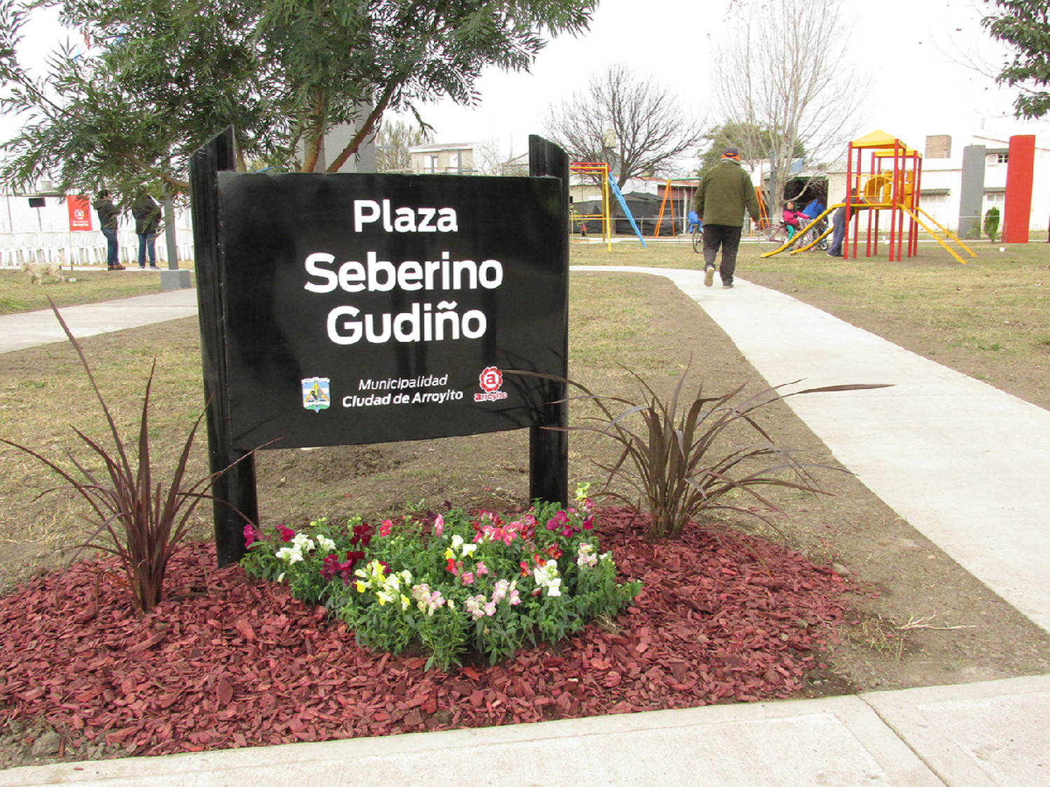 Arroyito refuncionalizó la plaza que homenajea a Seberino Gudiño