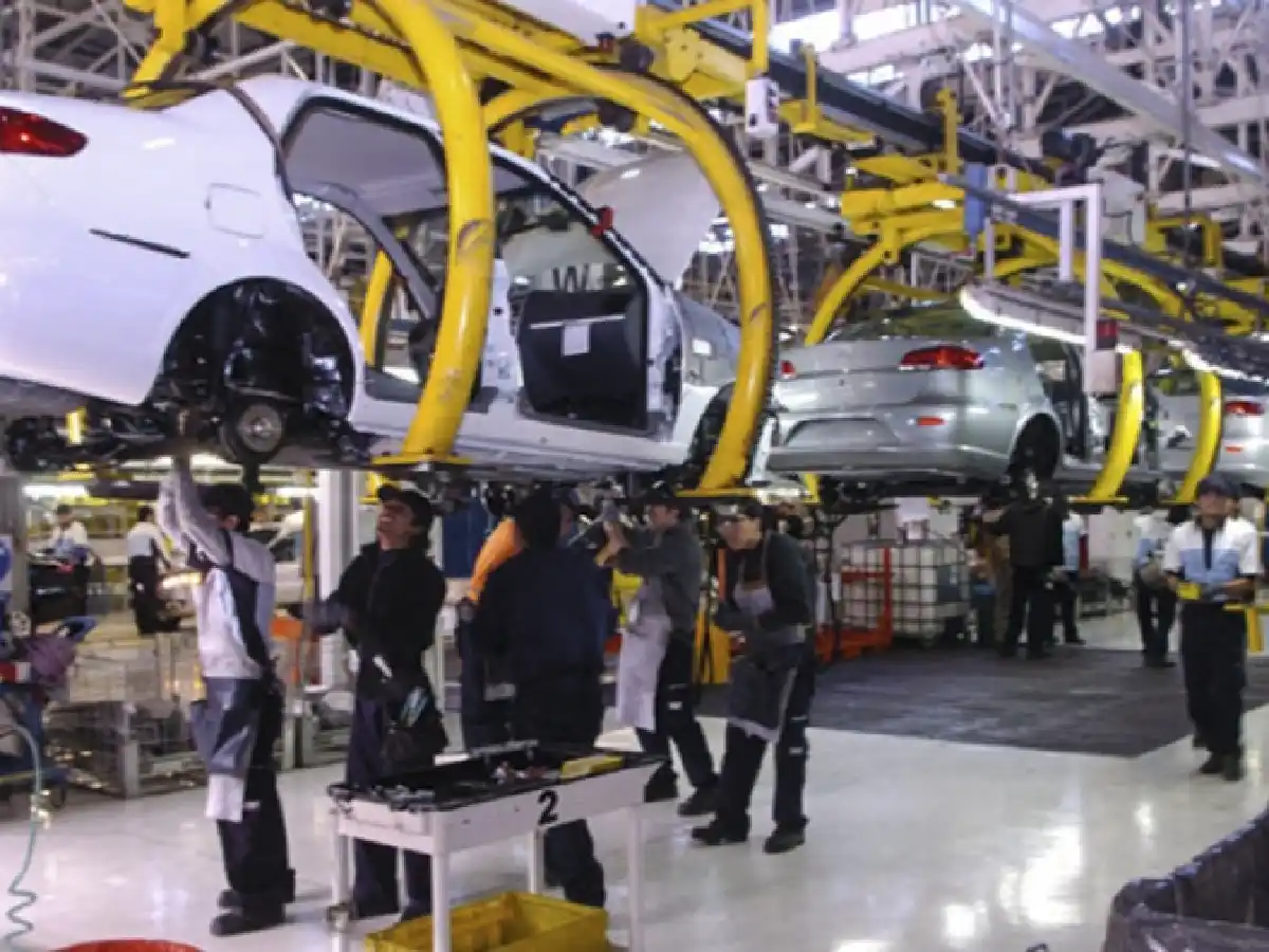 El índice de desocupación bajó al 8,2% al término del tercer trimestre del año