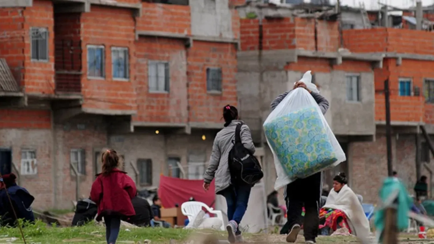 La pobreza ascendió al 44,7% en el tercer trimestre