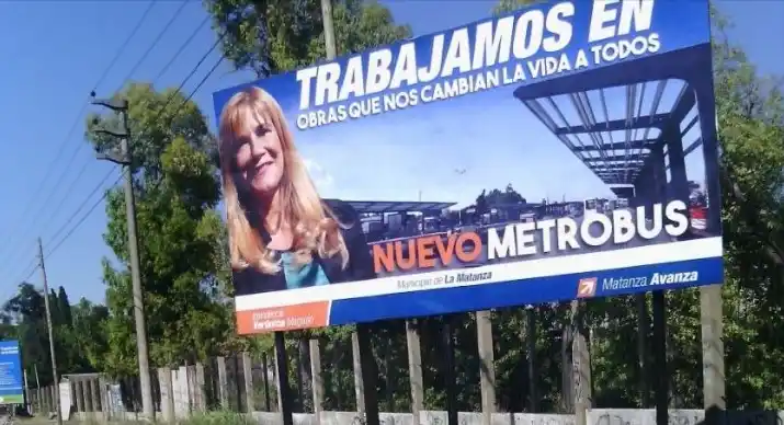 Tras el escándalo con los patrulleros, ahora Magario se adjudica el Metrobus
