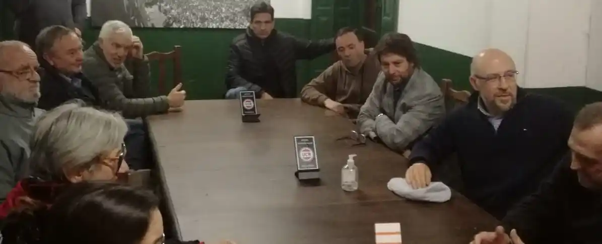 Fabio Quetglas participó del debate sobre gestión y política pública en el comité radical