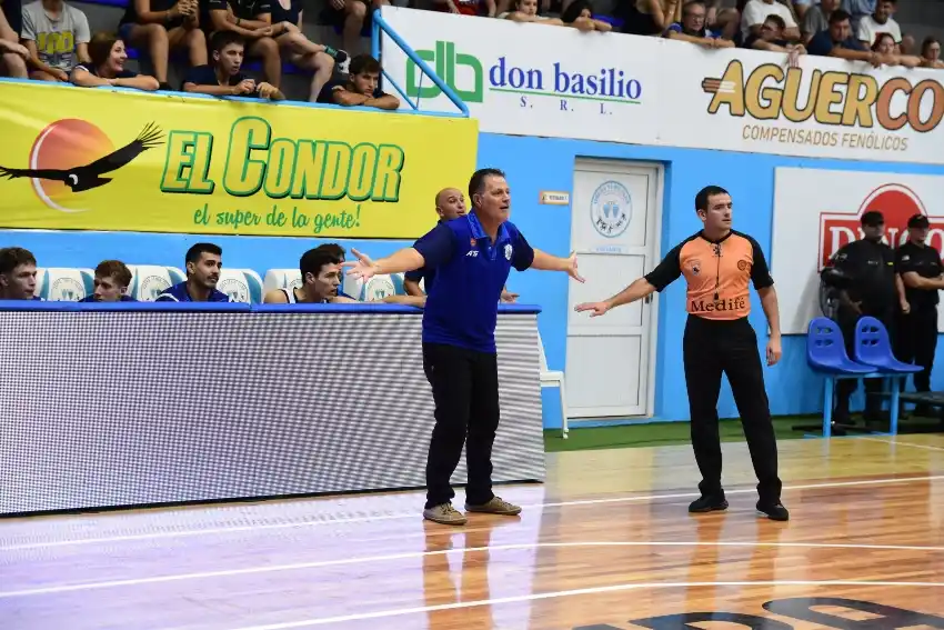 Peñarol se desinfló en el segundo tiempo y sumó su tercera derrota seguida