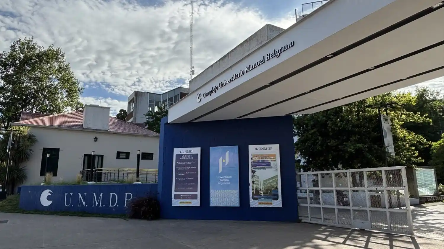 Desde la Universidad lamentaron la decisión del Gobierno y señalaron que el sistema está en riesgo.