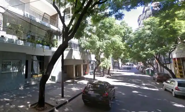 Forzaron las puertas y desvalijaron cuatro departamentos