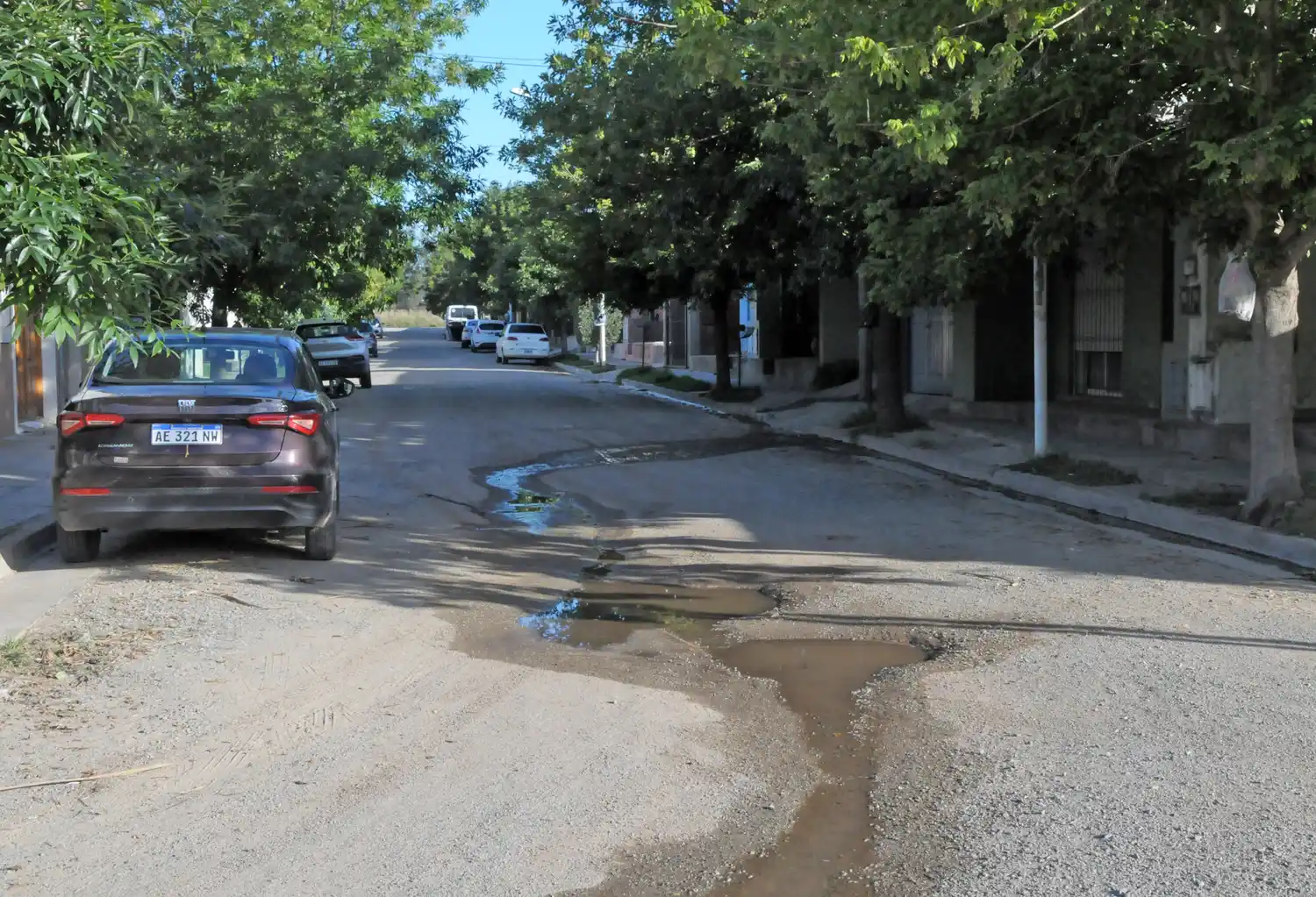 Vecinos del Falucho 22 reclaman que la cooperativa nunca hizo el asfalto que estaba previsto en el barrio