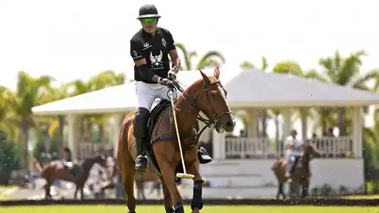 Un evento solidario reunirá a Nalbandían Batistuta y Cambiasso