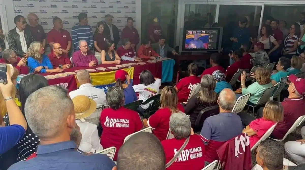 ¡MARÍA CORINA LANZADA! «Que se preparen porque voy», le advirtió al oficialismo sobre las presidenciales