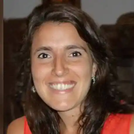 Ariadna Tagliorette: tandilense que vive en Dinamarca hace tres años | Buenas y Santas