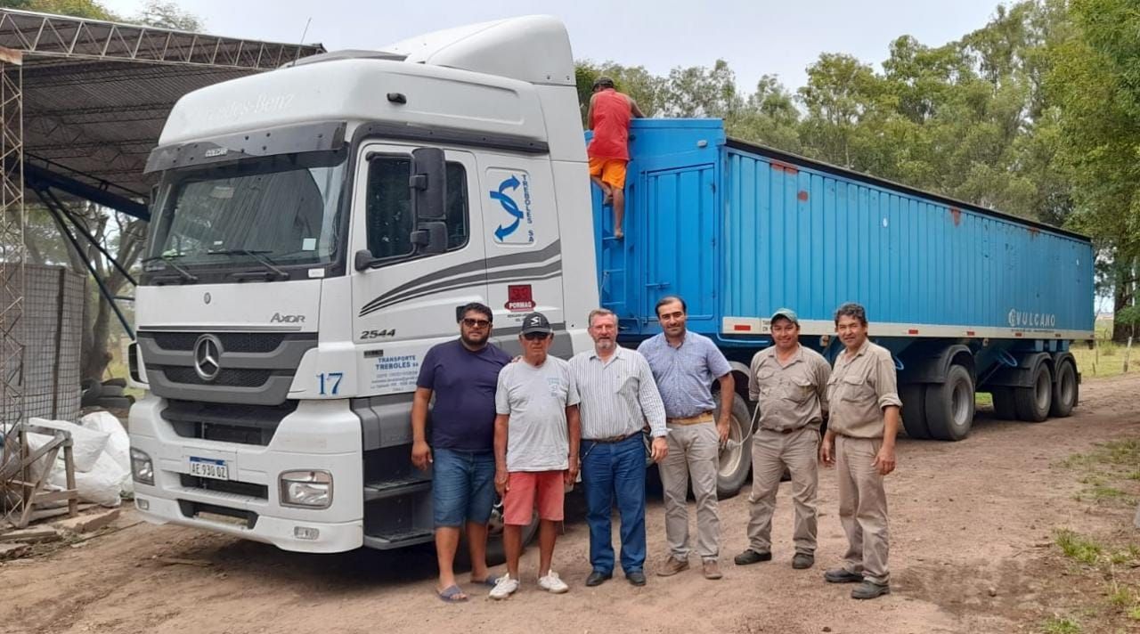 INTA Manfredi donó 30 toneladas de soja a la experimental de Corrientes