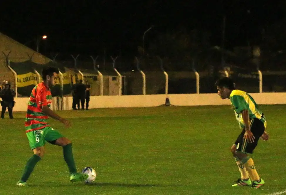 Velense aguantó pero lo perdió en el final