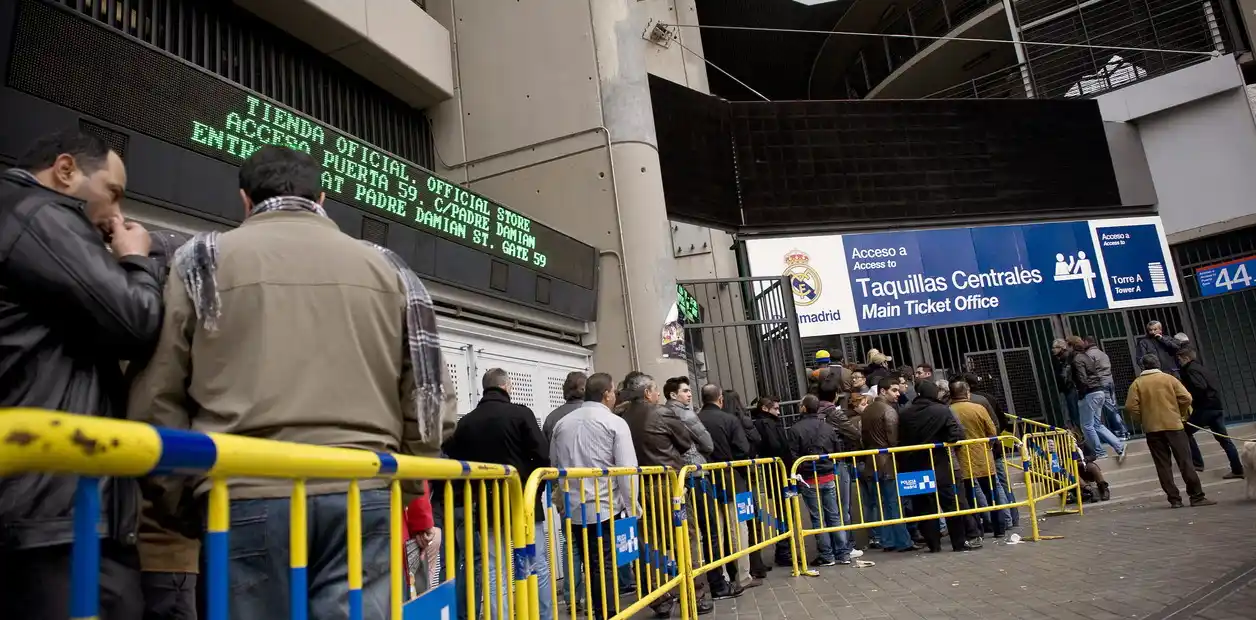 Libertadores: cómo se repartirán las 80 mil entradas para River y Boca en Madrid