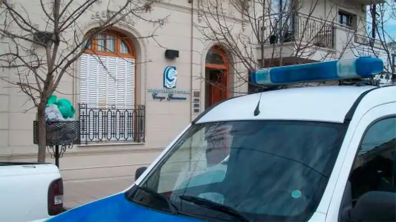 Devolverían 400 mil pesos robados para acordar una condena menor