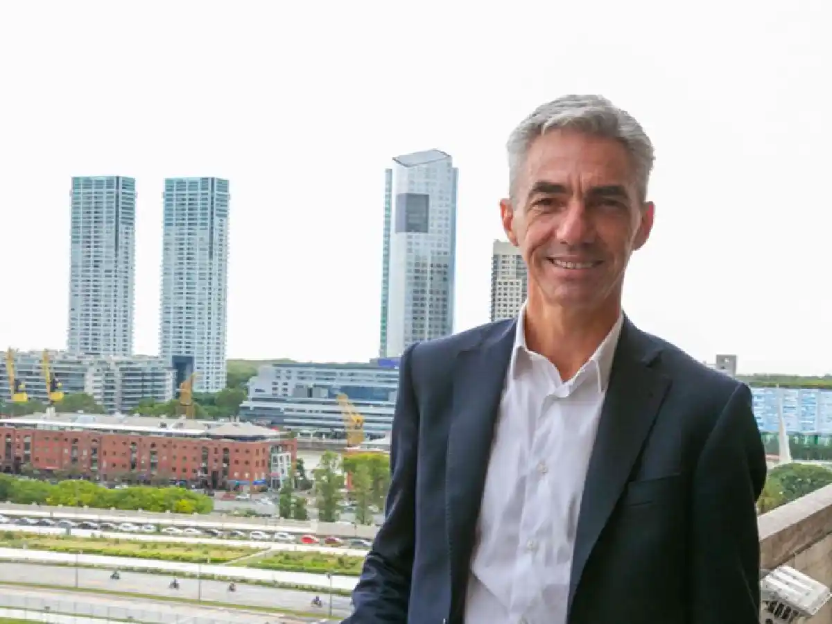 Operaron por un malestar cardíaco al ministro Mario Meoni