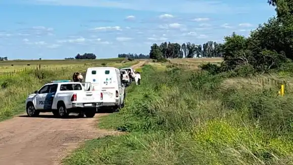 Macabro hallazgo cerca de Ruta 65: un hombre fue asesinado y detuvieron a la pareja y su amante