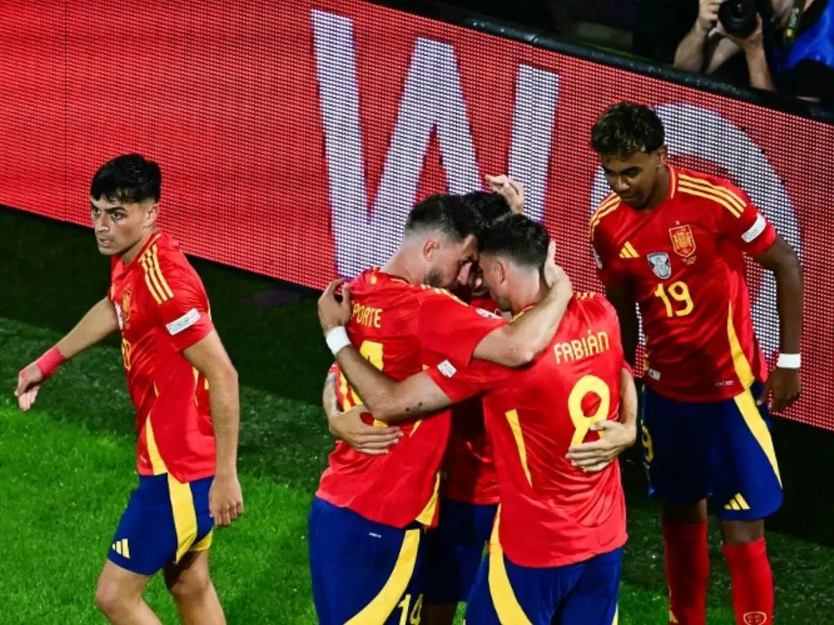España festeja, durante su victoria 4-1 ante Georgia