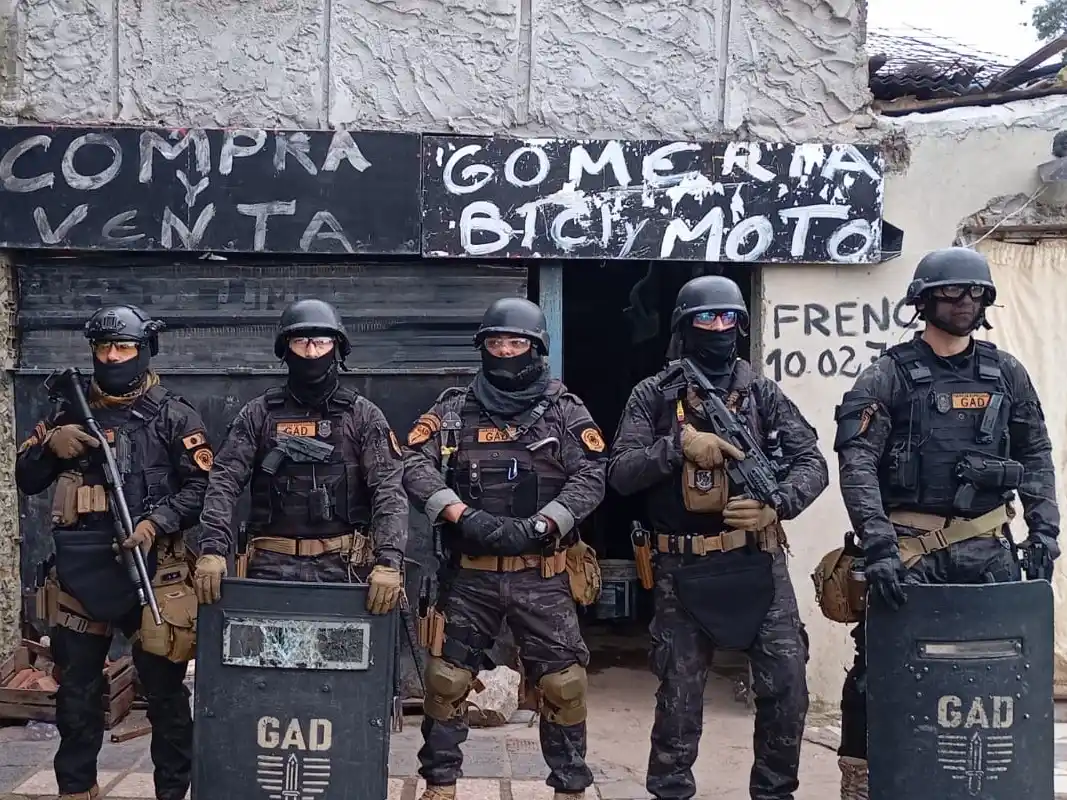 El hecho ocurrió casi a la medianoche del domingo en Ciudad de Rosario al 251.