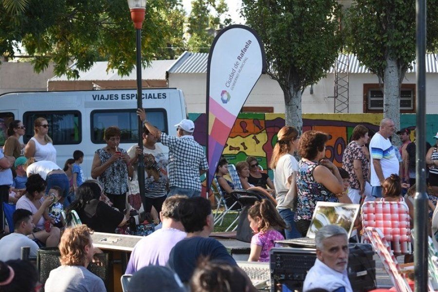 Domingo de festejo en el barrio Güemes