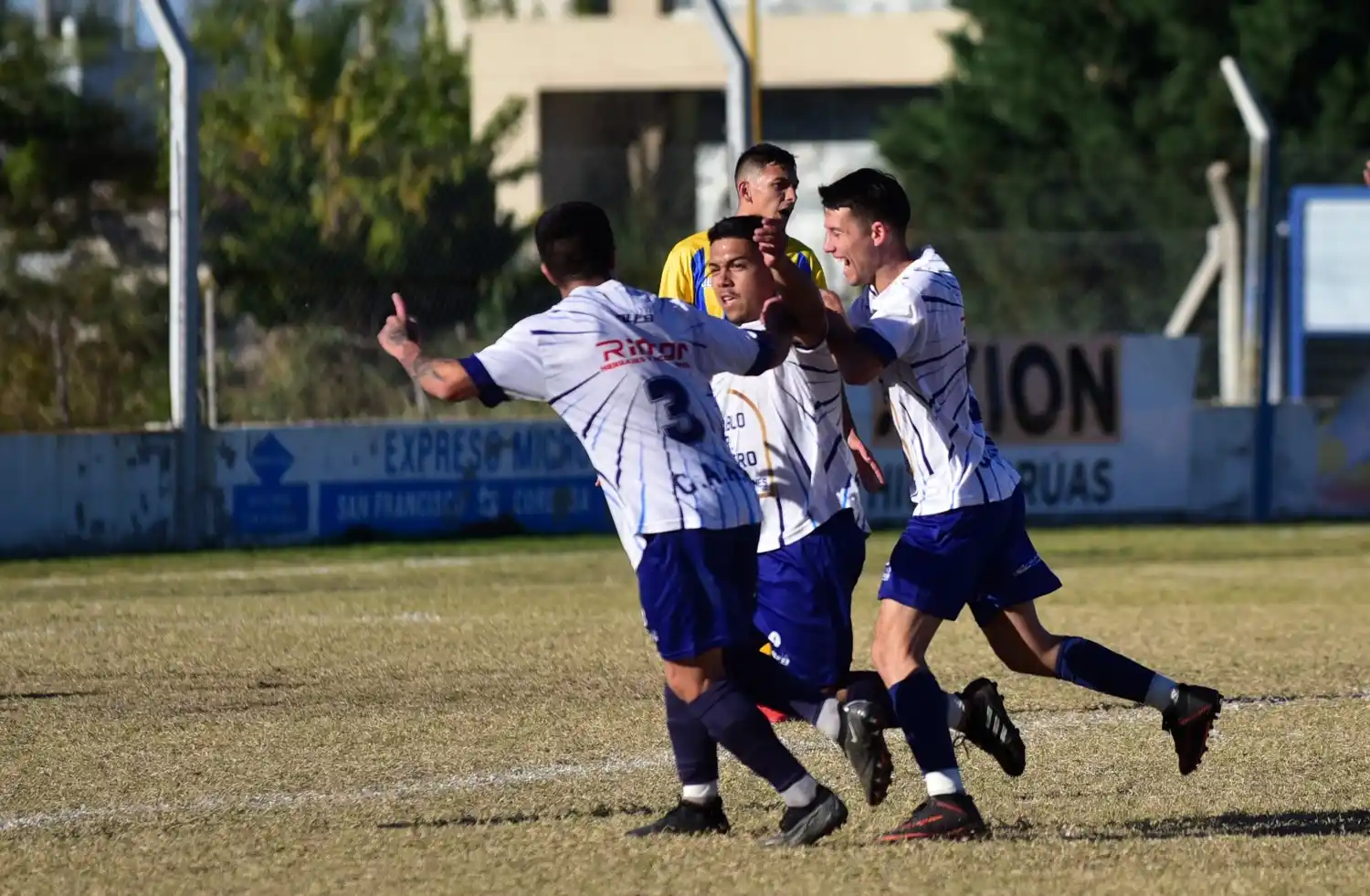 Antártida arrancó ganando