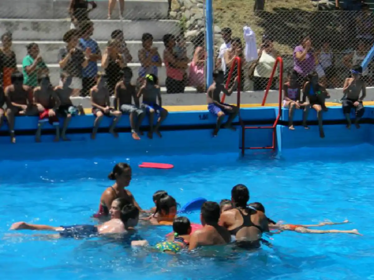 Recomendaciones para el cuidado de niños en el agua